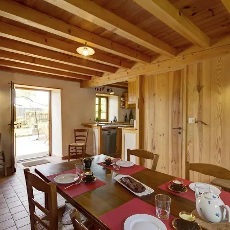 Holiday home Gite De Charme Avec Jardin Et Terrasse, Nature Et Animaux, Cosy Et Equipe A - Fr-1-496-119 Virigneux